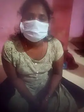 Snapshot of Eswar77 chatting on 3, 11, 2025 Eswar77 online show from 3, 11, 2025