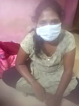 Snapshot of Eswar77 chatting on 4, 11, 2025 Eswar77 online show from 4, 11, 2025