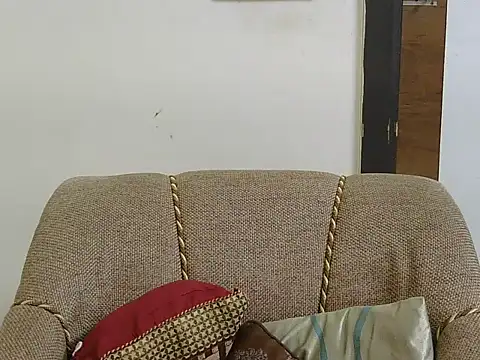 Snapshot of cute_zaraa chatting on 9, 11, 2025 cute zaraa online show from 9, 11, 2025