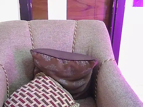 cute zaraa online show from 6, 1, 2026