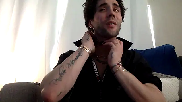 Snapshot of nvthvn555 chatting on 27, 5, 2026 nvthvn555 online show from 27, 5, 2026