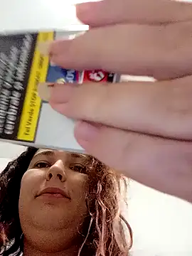 Snapshot of Beatrice1905 chatting on 5, 10, 2025 Beatrice1905 online show from 5, 10, 2025