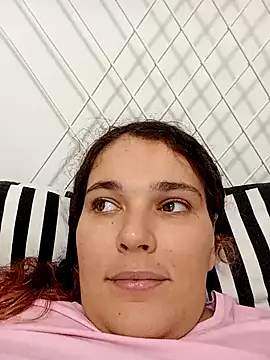 Snapshot of Beatrice1905 chatting on 12, 10, 2025 Beatrice1905 online show from 12, 10, 2025