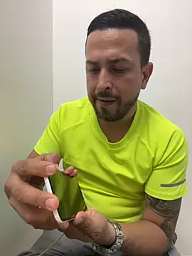 Snapshot of JX7NOVA chatting on 2, 12, 2025 JX7NOVA online show from 2, 12, 2025