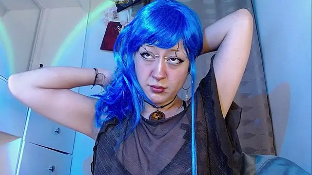 Snapshot of zora_blue777 chatting on 8, 11, 2025 zora blue777 online show from 8, 11, 2025