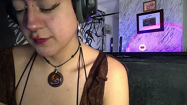 Snapshot of zora_blue777 chatting on 3, 3, 2026 zora blue777 online show from 3, 3, 2026