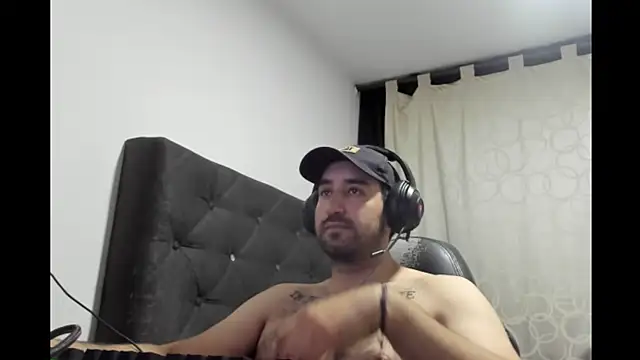 coolfriki online show from 6, 4, 2026