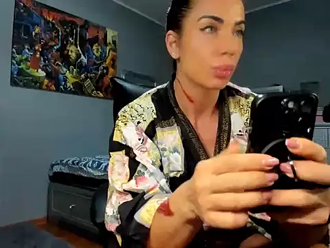 Alesyamuscledollxh online show from 1, 11, 2025