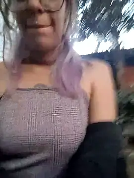 Abby 2-1 online show from 26, 11, 2025