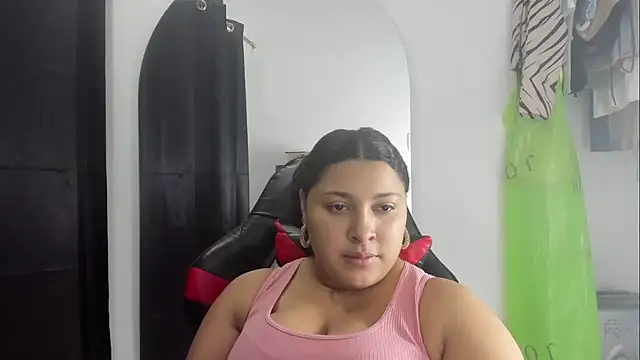 Snapshot of Baby_Latin chatting on 30, 11, 2025 Baby Latin online show from 30, 11, 2025