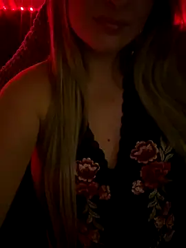 Snapshot of vivibarros chatting on 6, 10, 2025 vivibarros online show from 6, 10, 2025