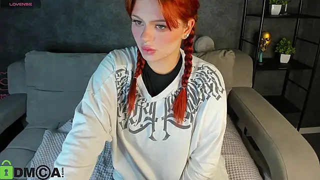 Barbara Mitchel online show from 14, 10, 2025