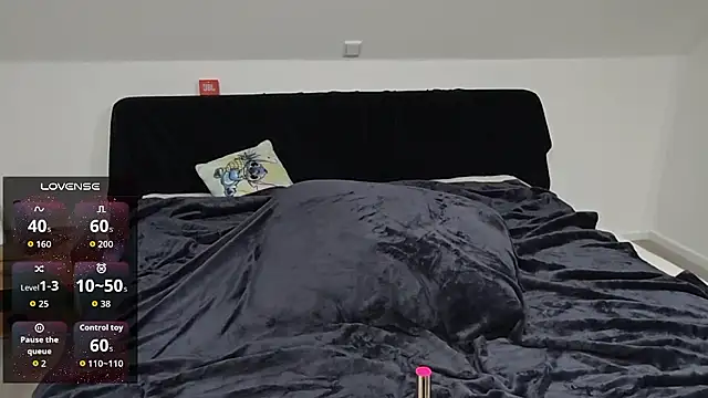 JulX Devot online show from 6, 1, 2026