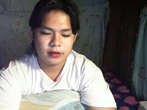 Snapshot of Fairytail16 chatting on 2, 11, 2025 Fairytail16 online show from 2, 11, 2025