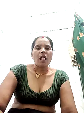 Snapshot of Nm_sanjna chatting on 26, 10, 2025 Nm sanjna online show from 26, 10, 2025