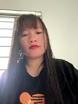 TrangNemo online show from 4, 11, 2025