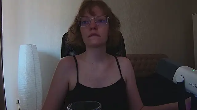 Snapshot of emymayy chatting on 1, 8, 2026 emymayy online show from 1, 8, 2026