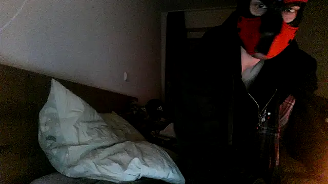 Snapshot of MolleDolle chatting on 20, 11, 2025 MolleDolle online show from 20, 11, 2025