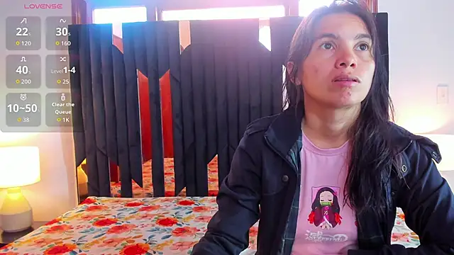 Sofy and Mia online show from 21, 11, 2025