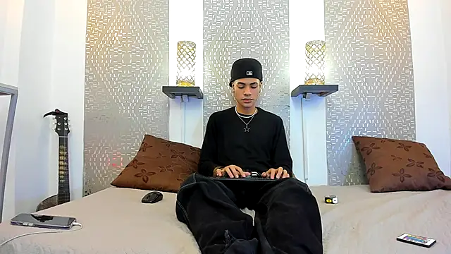 JacobBlackwell  online show from 15, 10, 2025