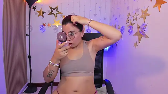 Snapshot of allison_mc chatting on 23, 2, 2026 allison mc online show from 23, 2, 2026