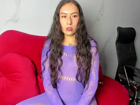 Snapshot of Haily_Swett chatting on 20, 10, 2025 Haily Swett online show from 20, 10, 2025