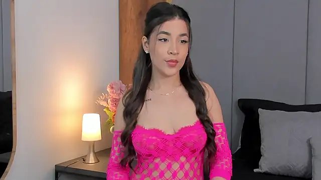 AryBlair online show from 10, 10, 2025