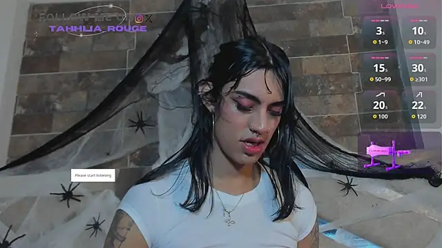 Snapshot of tahhlia_rouge chatting on 30, 10, 2025 tahhlia rouge online show from 30, 10, 2025