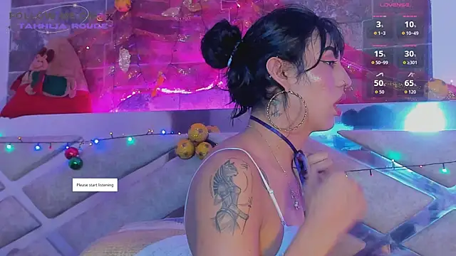 Snapshot of tahhlia_rouge chatting on 15, 11, 2025 tahhlia rouge online show from 15, 11, 2025