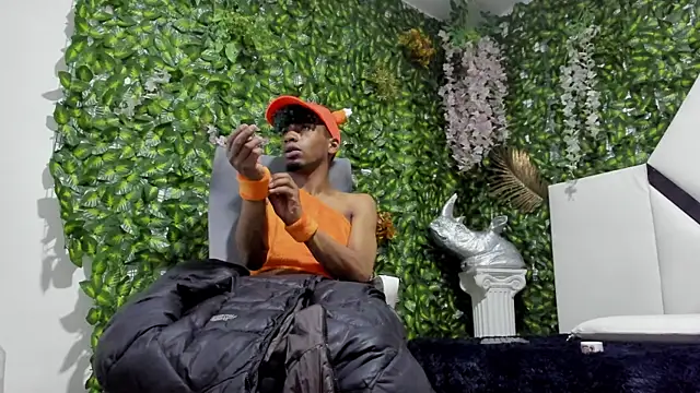 Snapshot of REDBRYAN_EBANO chatting on 31, 10, 2025 REDBRYAN EBANO online show from 31, 10, 2025