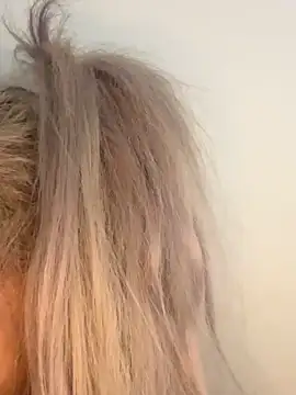 zara bellexx online show from 22, 2, 2026