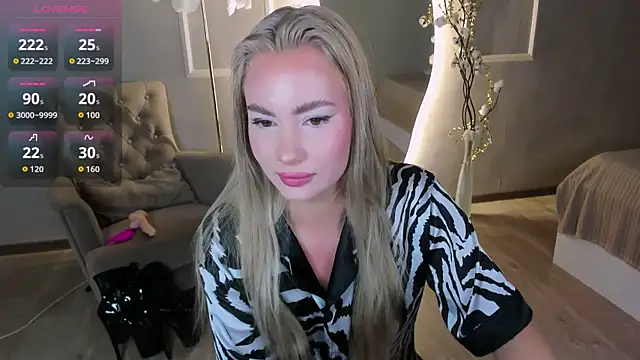  BellaClark online show from 31, 3, 2026