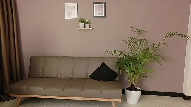 ZahraMilf online show from 21, 12, 2025