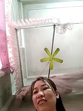 ladzy sexy online show from 18, 3, 2026