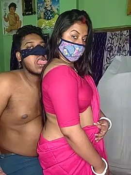 Snapshot of MAGGO-11 chatting on 24, 11, 2025 MAGGO-11 online show from 24, 11, 2025