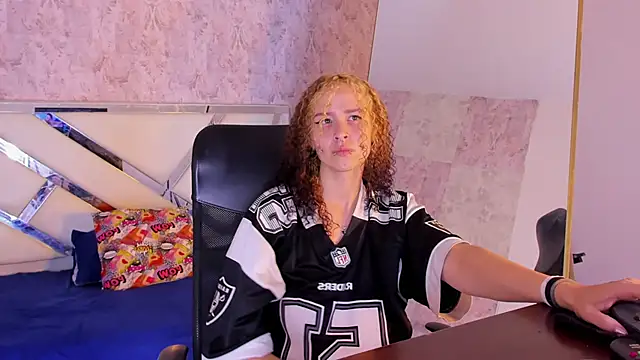 benny wilson online show from 14, 12, 2025