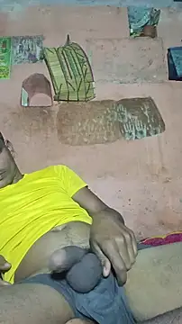 Snapshot of BiggerDickGuy chatting on 19, 11, 2025 BiggerDickGuy online show from 19, 11, 2025