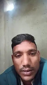 Snapshot of BiggerDickGuy chatting on 18, 12, 2025 BiggerDickGuy online show from 18, 12, 2025