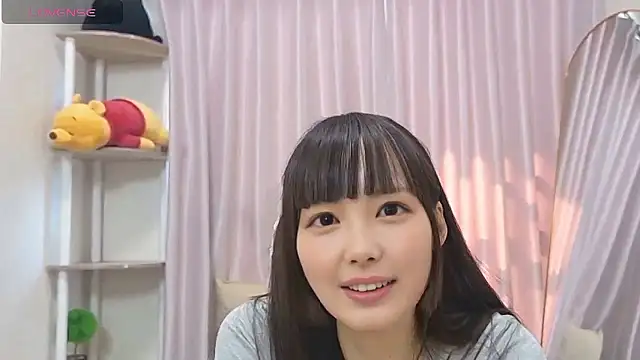mai-chan  online show from 28, 2, 2026