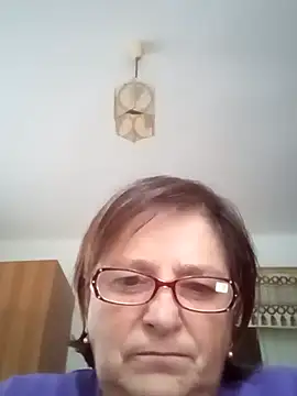 Snapshot of MilaCold5443 chatting on 10, 10, 2025 MilaCold5443 online show from 10, 10, 2025