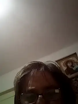 Snapshot of MilaCold5443 chatting on 20, 10, 2025 MilaCold5443 online show from 20, 10, 2025