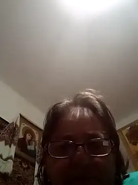 Snapshot of MilaCold5443 chatting on 27, 10, 2025 MilaCold5443 online show from 27, 10, 2025