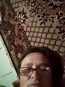 Snapshot of MilaCold5443 chatting on 19, 11, 2025 MilaCold5443 online show from 19, 11, 2025