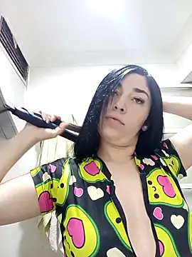 Snapshot of AbbyLewiis chatting on 26, 11, 2025 AbbyLewiis online show from 26, 11, 2025