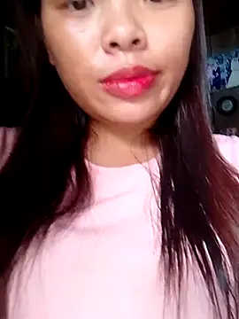 hello-cute online show from 12, 10, 2025