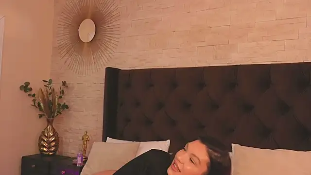 ClaraPasssion online show from 27, 10, 2025