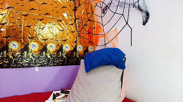 Snapshot of lu_mystic chatting on 8, 10, 2025 lu mystic online show from 8, 10, 2025