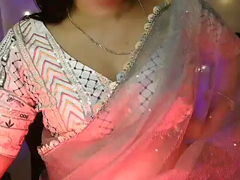 Snapshot of Royal_zara chatting on 13, 12, 2025 Royal zara online show from 13, 12, 2025