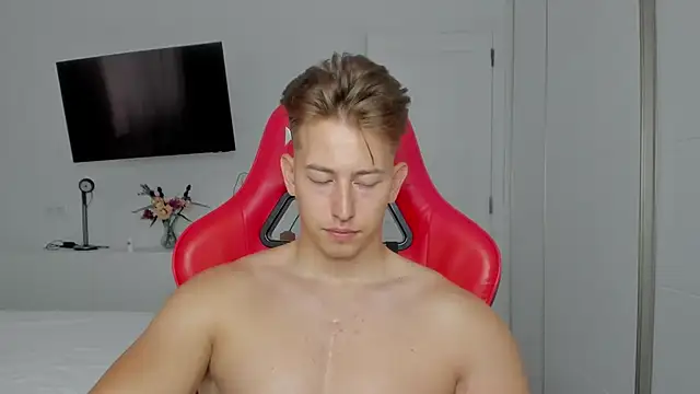 Snapshot of find0m_master chatting on 8, 10, 2025 find0m master online show from 8, 10, 2025