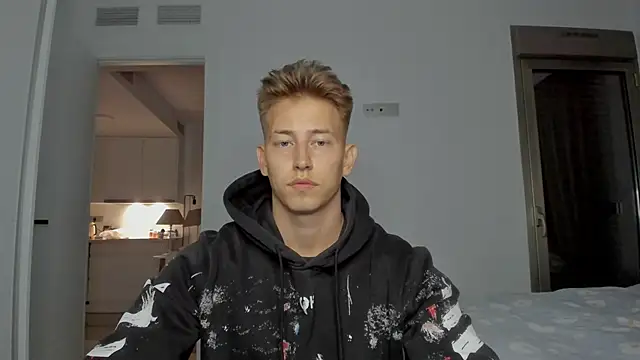 Snapshot of find0m_master chatting on 14, 12, 2025 find0m master online show from 14, 12, 2025